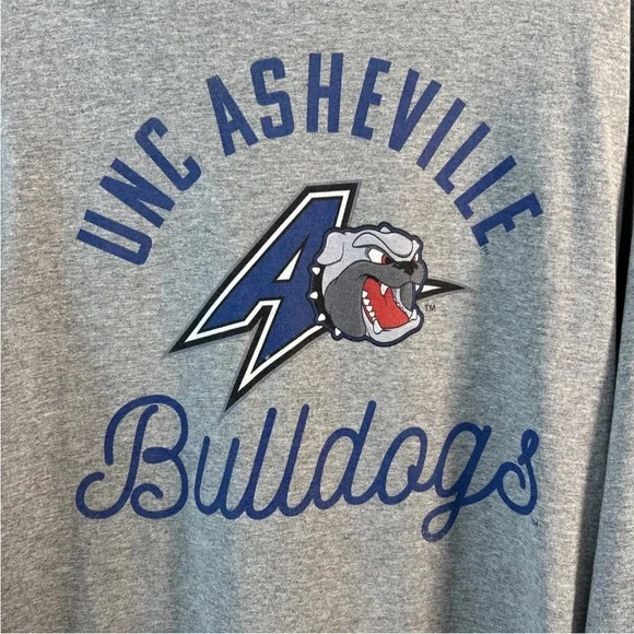 UNC Asheville UNCA Bulldogs Retro Gray Long Sleeve Shirt Men’s Large Cotton NCAA - Picture 2 of 7